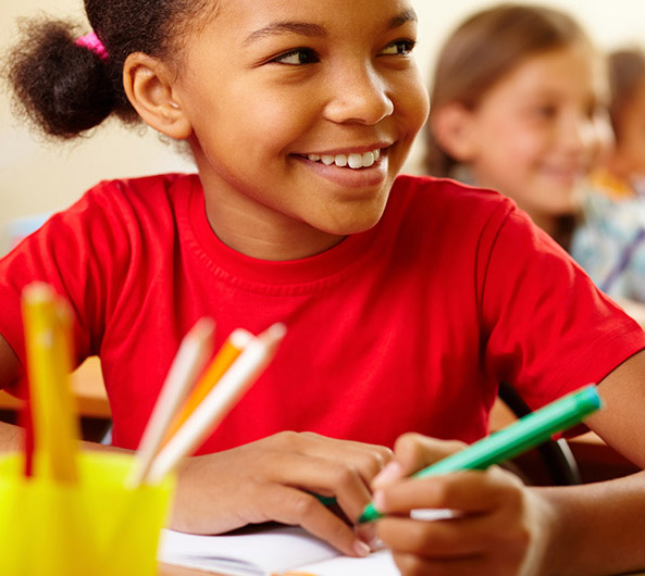 Bannière accueil - Enfants en classe